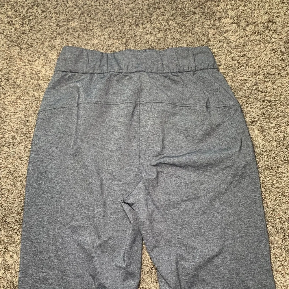 Lululemon‎ On The Fly Pant Heathered Charcoal Grey Joggers Women Size 2
